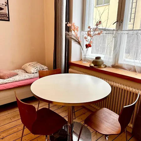 Downtown Townhouse! Helsinki